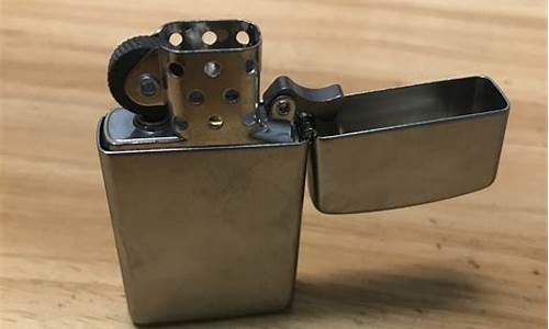 zippo打火机加油能用几天_zippo